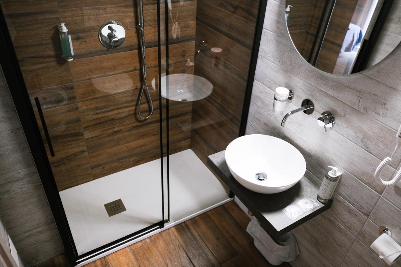 Vienna Hotel 3*